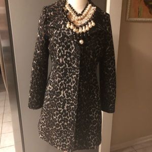 🎉🎉SALE ENDS 3/9🎉🎉VIA SPIGA leopard coat